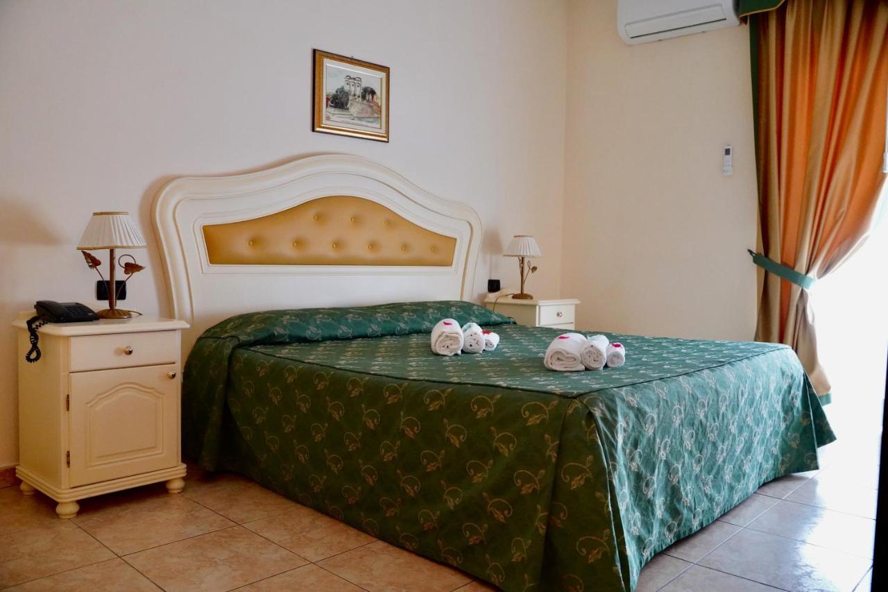 Hotel Roscianum Welness Spa Росано Екстериор снимка
